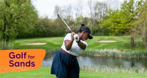 lady golfing