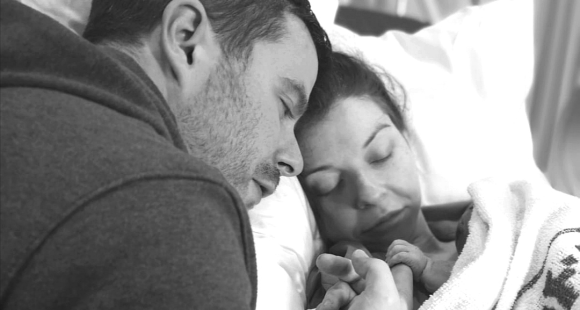 Image of Siofra, her partner Ryan and their daughter Saorlaith.