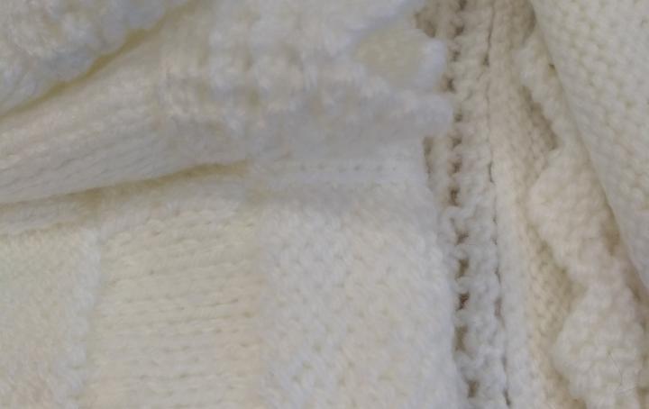 Image of a white blanket 