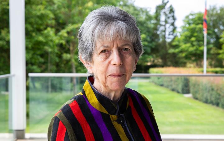 Hazelanne Lewis, Sands Patron